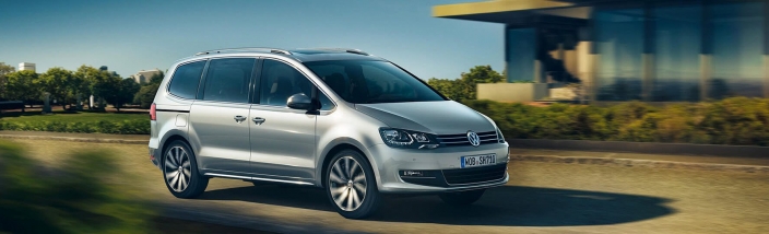 Sevilla Wagen liquida 6 unidades del modelo Sharan con descuentos del 25%